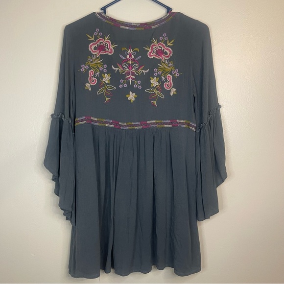 Umgee Gray Embroidered Bohemian Top - Picture 5 of 5